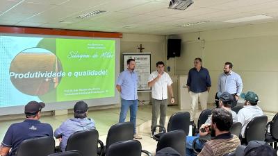 Rações Coprossel realiza palestra sobre qualidade de silagem 